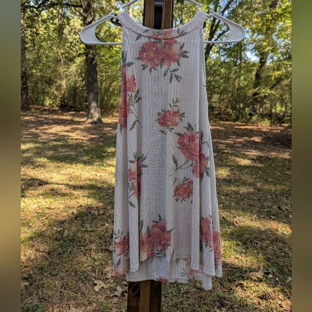 🌟NWT W5 Cute Floral Texture Tank Top